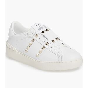 Valentino Garavani Rockstud Sneakers!